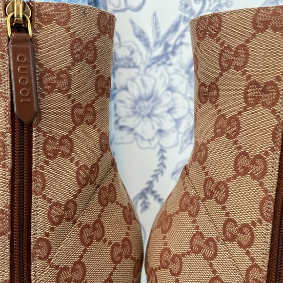 Gucci GG Canvas Boots – 4-Inch Heel, Iconic Elegance in Every Step - Picture 8 of 16